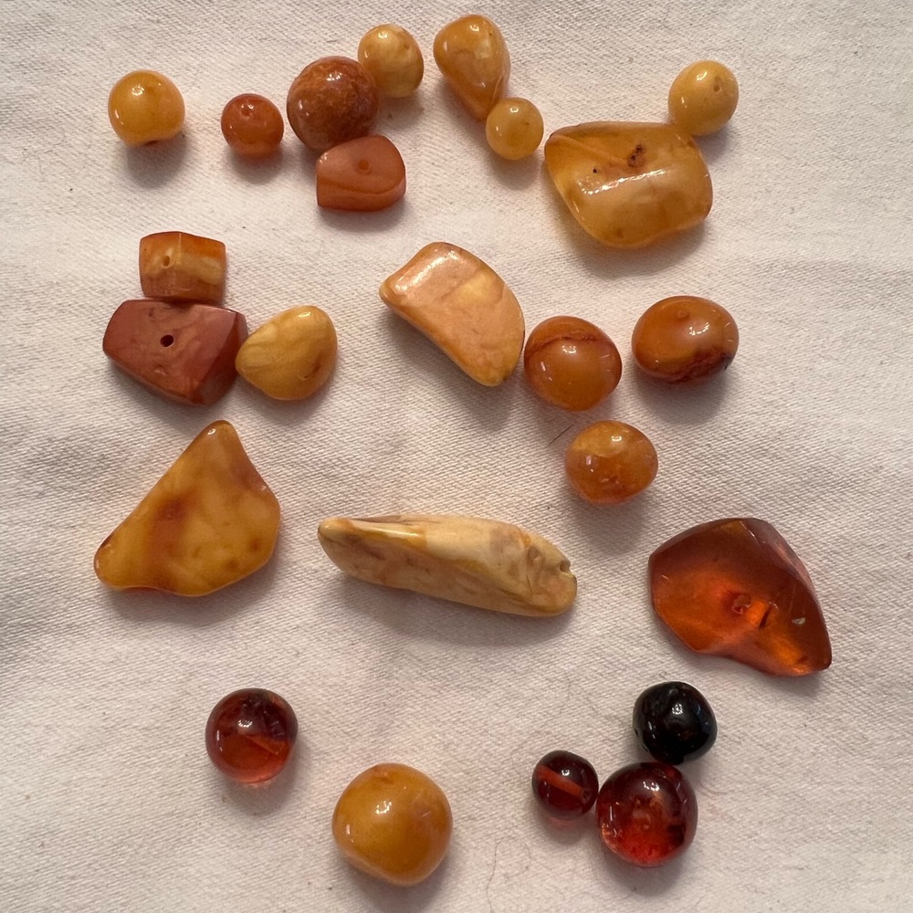 Loose Amber Pieces